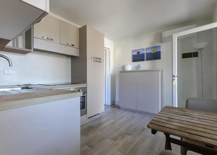 Bilocale Pianosa - Riservato E Fresco A 10 M Dal Mare Apartman Pomonte